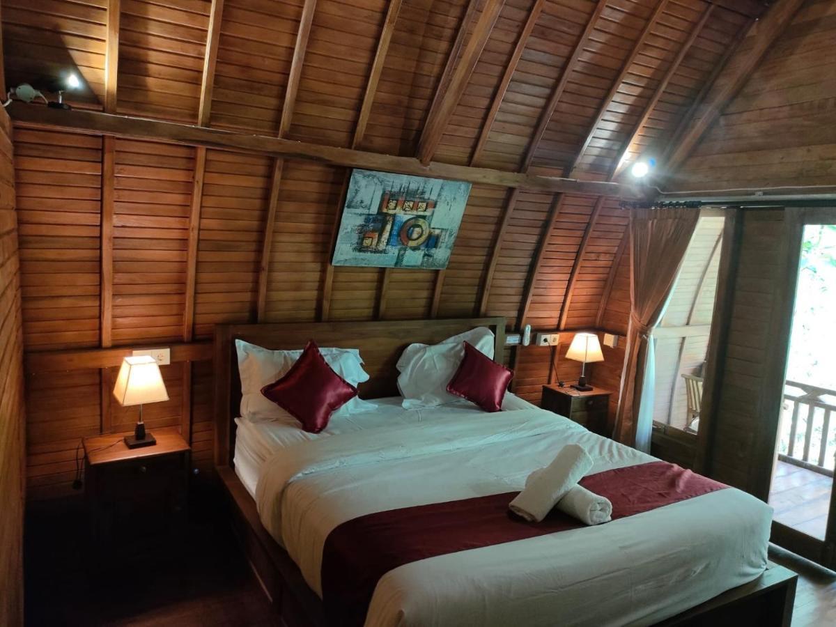 Bougainvillea Bungalow Batumadeg Buitenkant foto