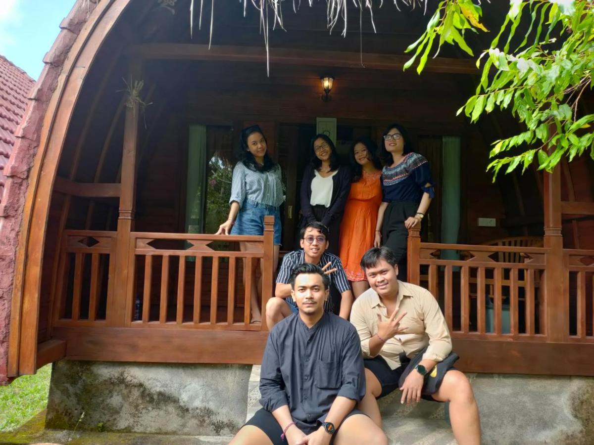 Bougainvillea Bungalow Batumadeg Buitenkant foto