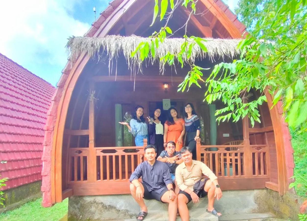 Bougainvillea Bungalow Batumadeg Buitenkant foto
