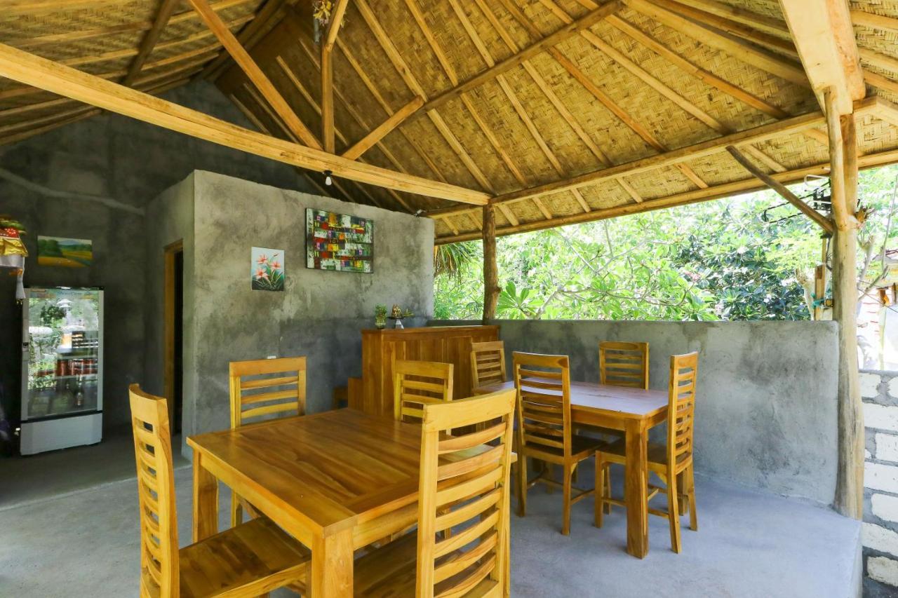 Bougainvillea Bungalow Batumadeg Buitenkant foto